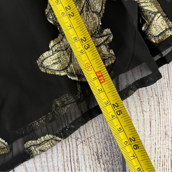 TOMMY BAHAMA Shimmering Shores Metallic Jacquard Peasant Top Large - Picture 7 of 9